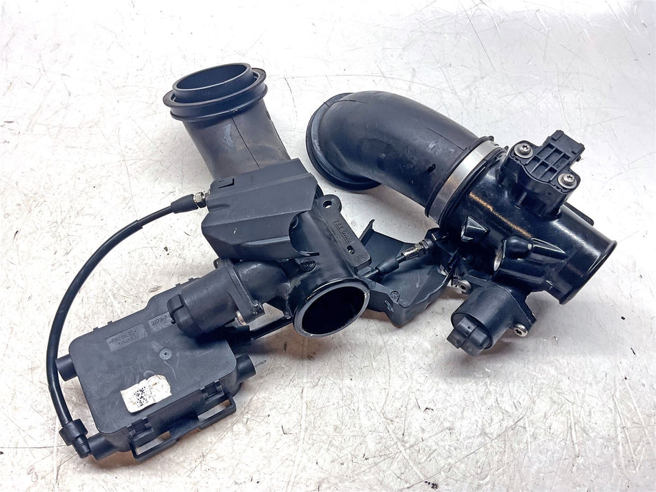 2016 BMW R Nine T Left And Right Throttle Bodies - 13547705239
