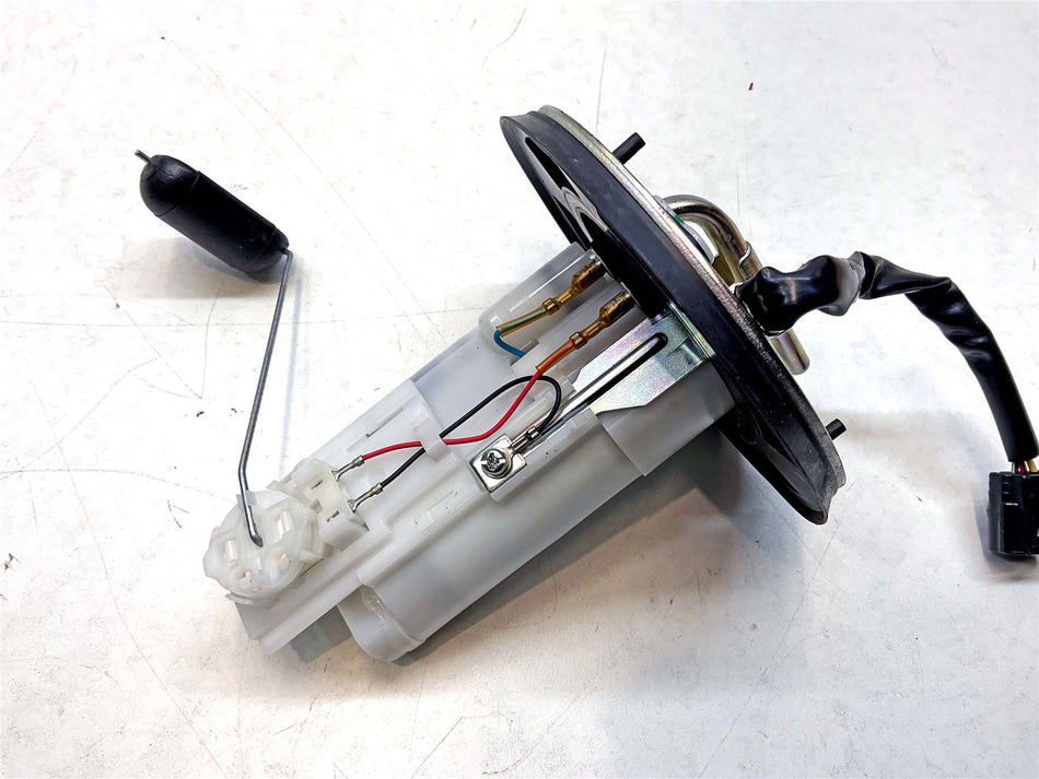 202510 Honda CBR650R Fuel Pump - 16700MKND52