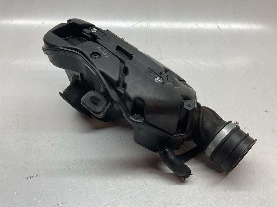 2017 Triumph Bonneville Bobber Airbox Intake Right - T2206520