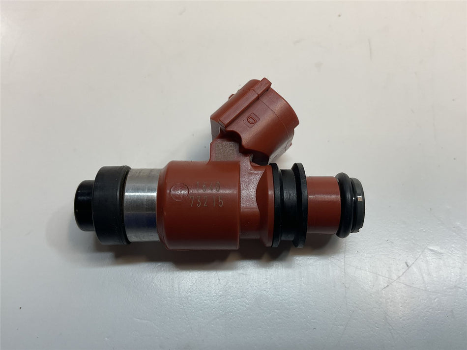 2018 Yamaha YZF R1 Fuel Injector - 2C0137610000