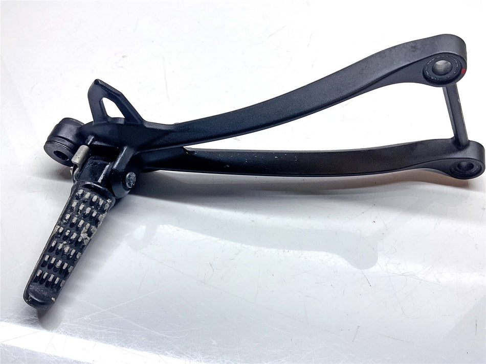 2015 Kawasaki Ninja ZX6R ZX636 Rear Right Footrest & Hanger - 340280095