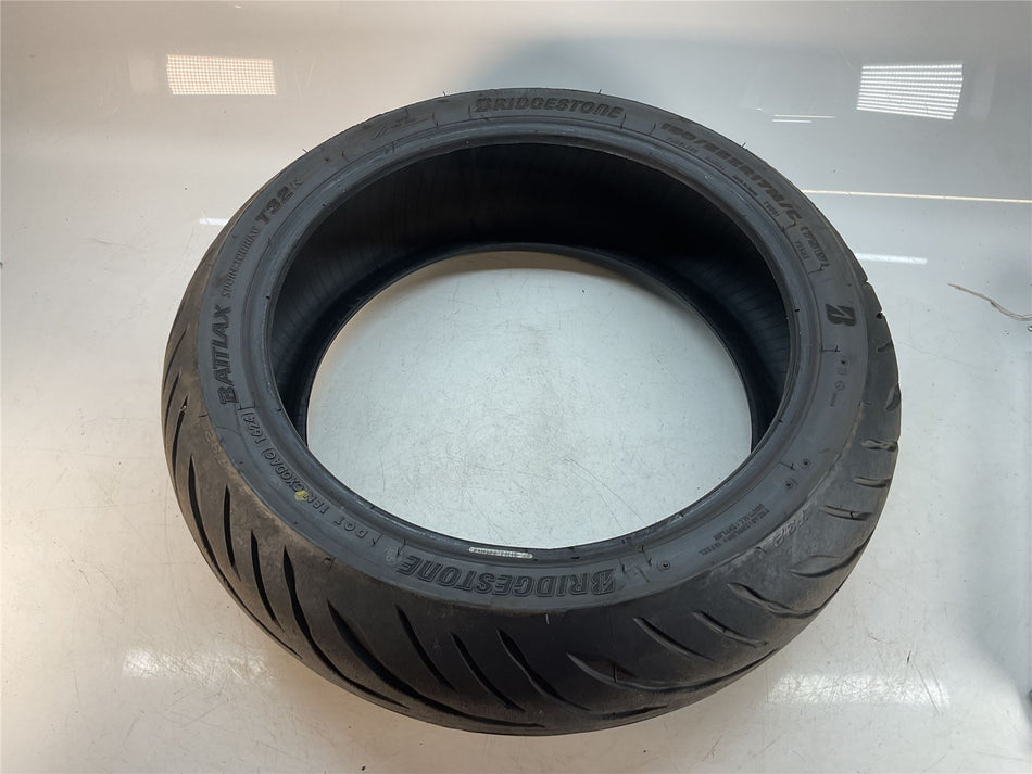 4mm-3.5mm-4mm BRIDGESTONE Battlax Sport Touring  Rear Tyre  - 190/55/17