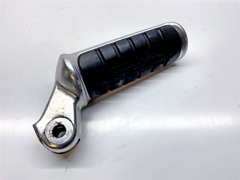 2022 Triumph Bonneville T100 Right Front Footrest - T2088055