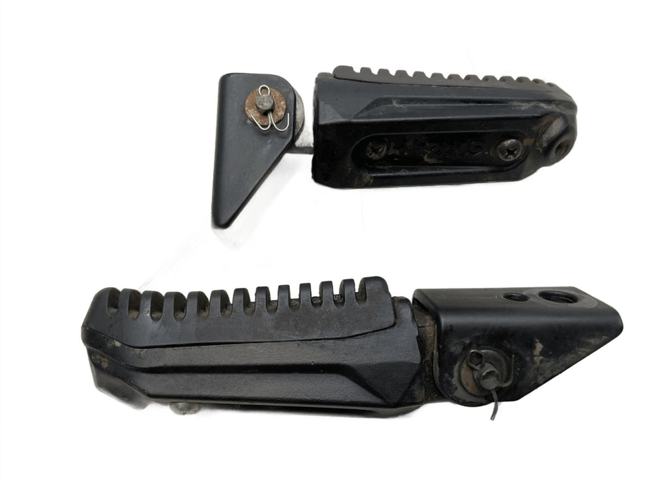 2025 Herald Classic Rear Left Footrest / Peg SYZL