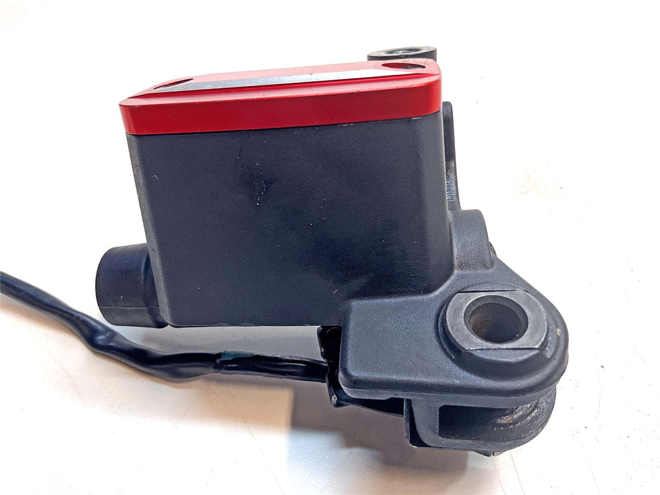 2008 Ducati Monster 696 Clutch Master Cylinder - 63040441A