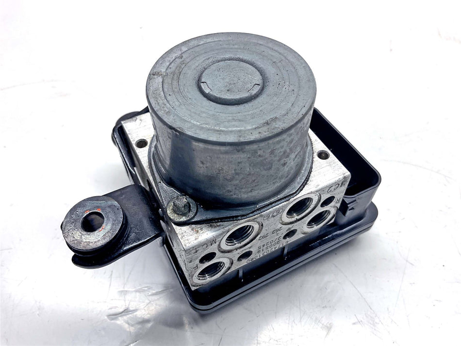 2020 KTM 1290 Super Duke R ABS Modulator Pump & Bracket - 61742031044
