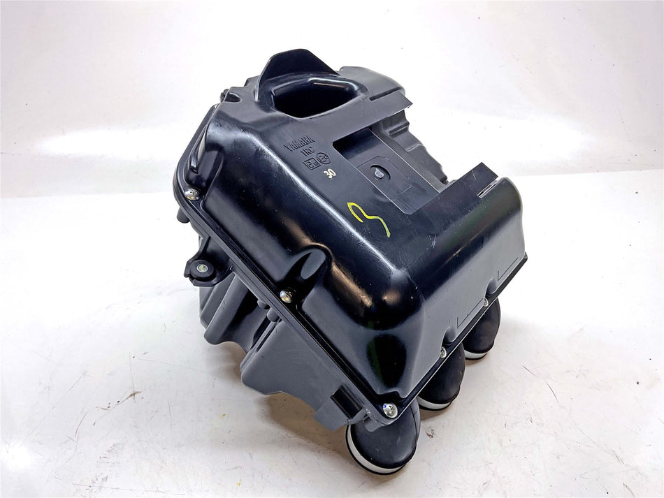 2018 Yamaha Tracer 900 GT Airbox - 2S31484000