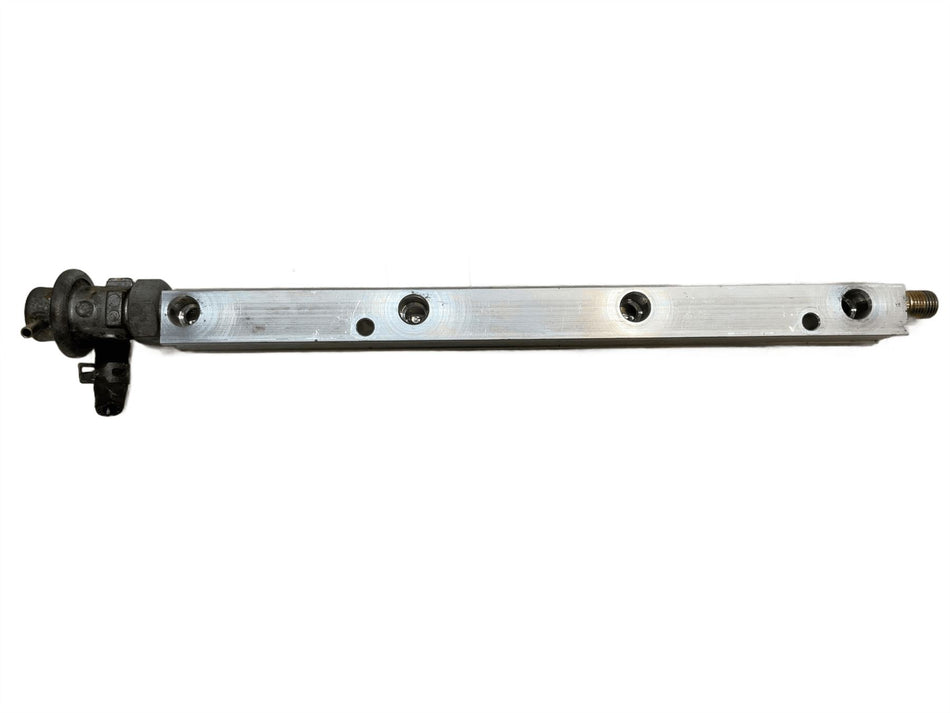 1999 Honda CBR1100XX Blackbird Fuel Injector Rail 16620MATD00