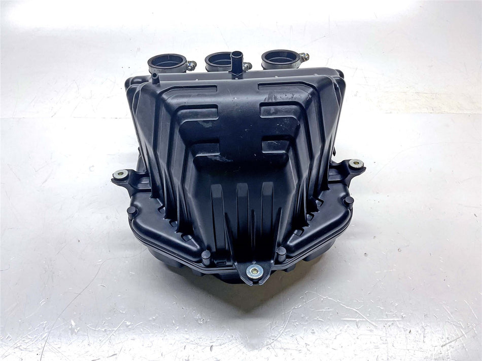 2018 Yamaha Tracer 900 GT Air Box  - 2S31484000