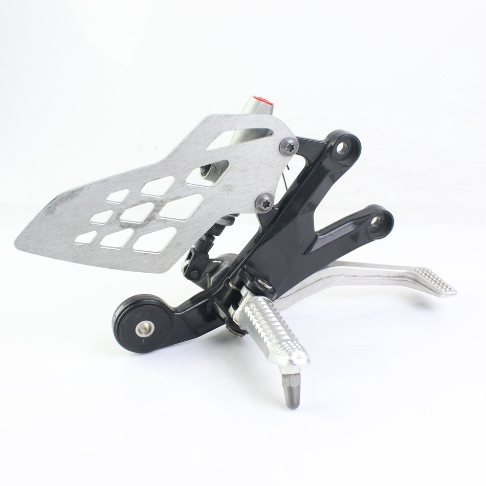 2010-2011 BMW S 1000 RR L/H Front Footrest Hanger & Master - 46717708574