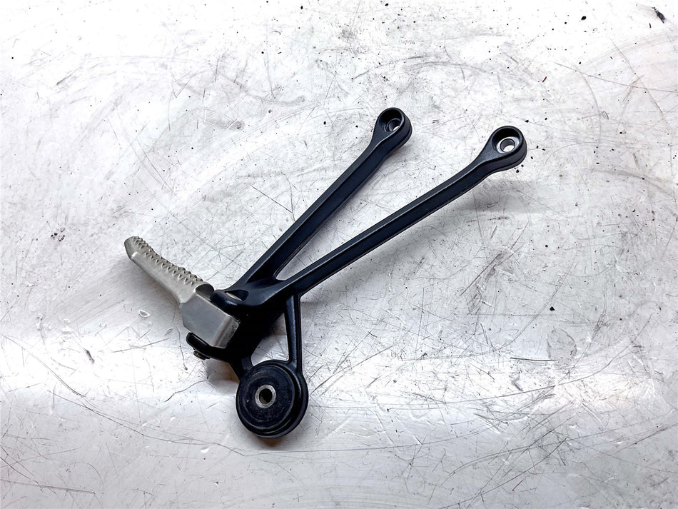 2018 BMW S1000R Rear Right Footrest & Hanger - 46718562400