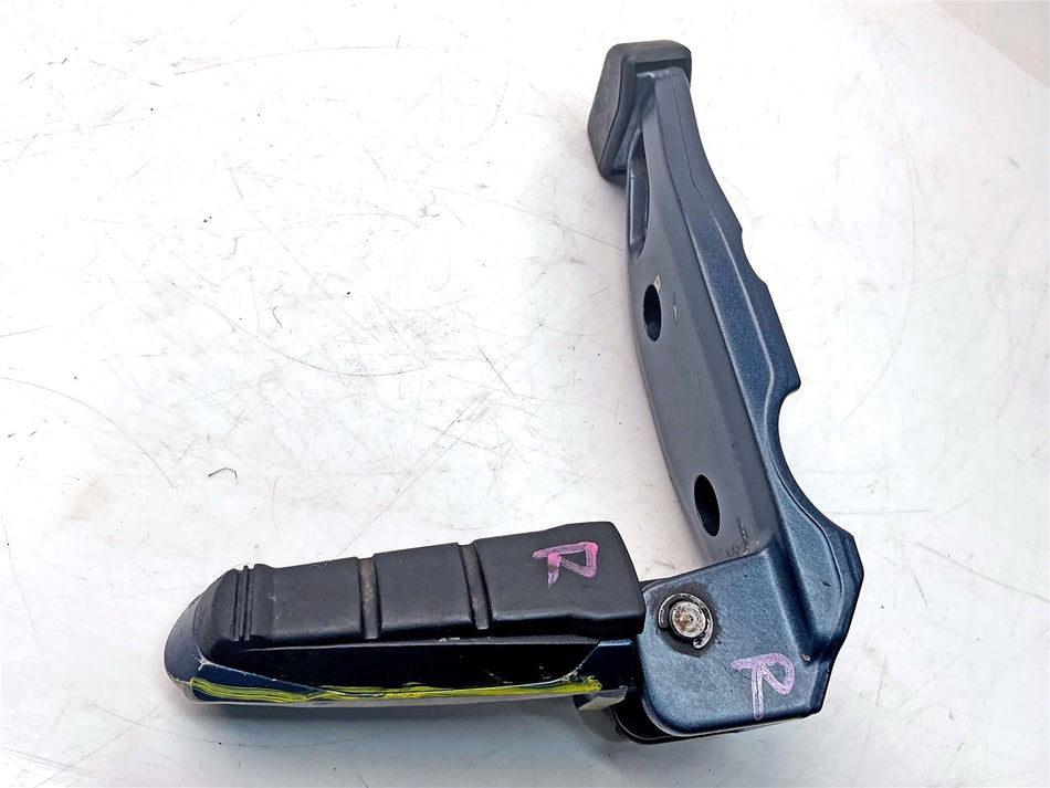 2002 BMW R1150R Rear Right Footrest & Hanger - 46712335876