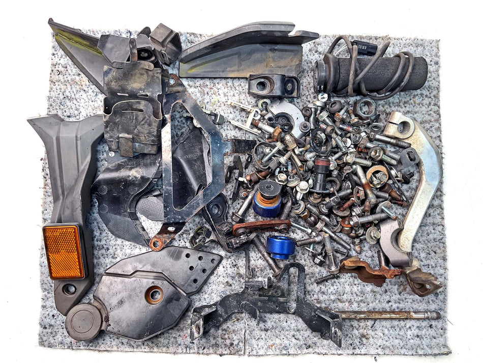 2016 Honda CRF1000L Africa Twin Assorted Nuts, Bolts & Fixings