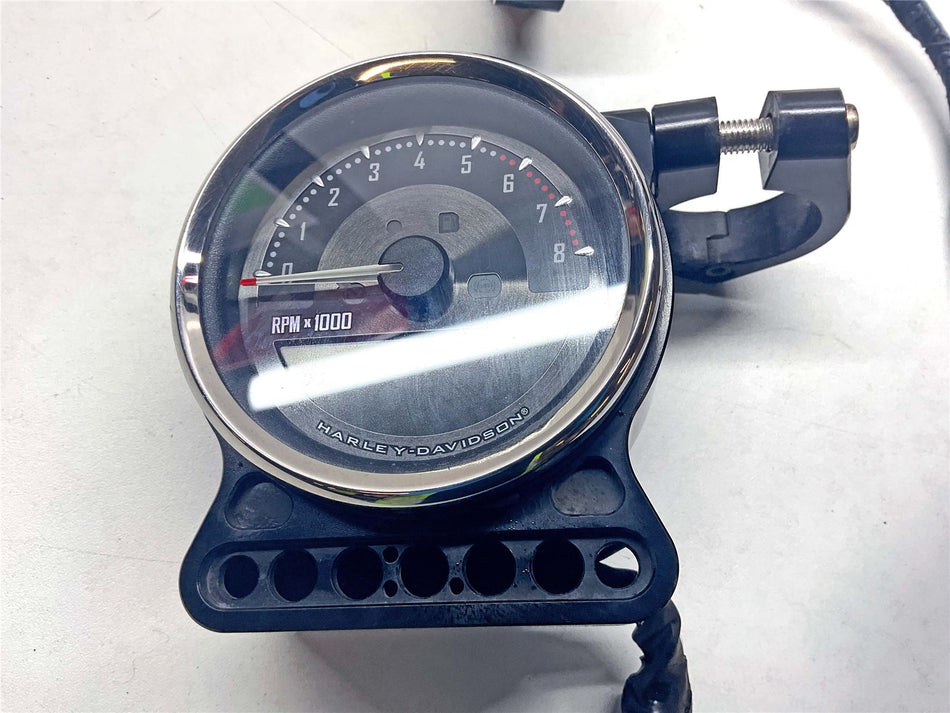 2014 Harley-Davidson Iron 883 Speedometer - 14689 Miles - 70900215A