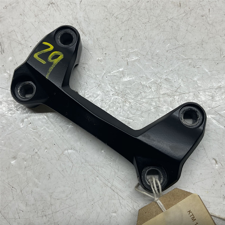 KTM Duke 125 Handlebar Clamp