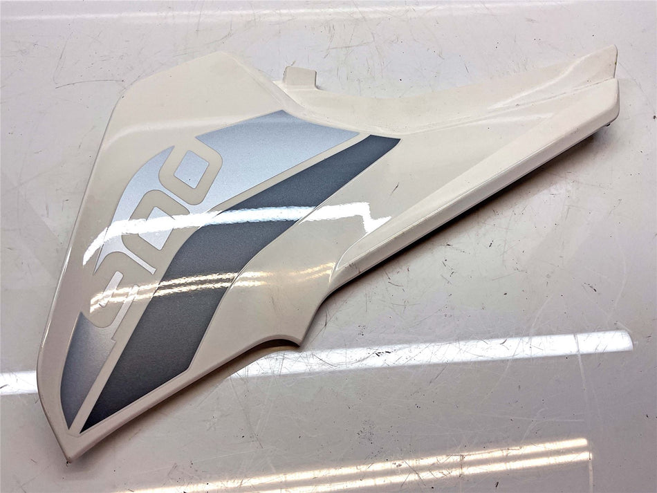 2021 Triumph Tiger 900 GT Pro Seat Panel Left  - T2319294