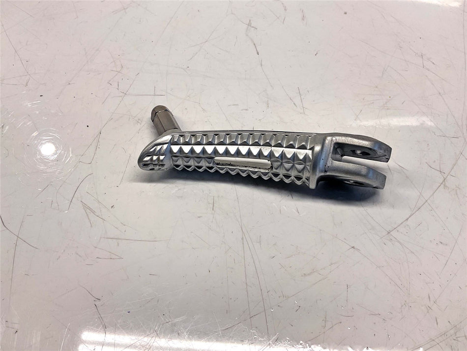 2025 Triumph Tiger 800 Front Right Footrest - T2082831