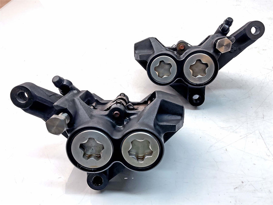 2009 Yamaha FZ1 Front Brake Calipers Pair - 2D12580T0000