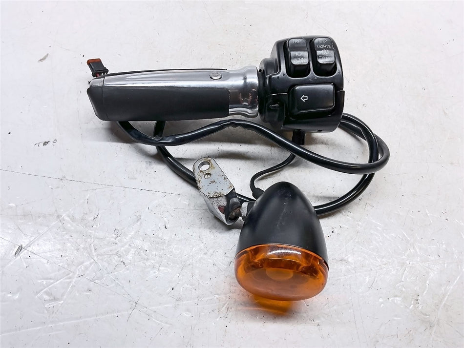 2014 Harley-Davidson Breakout FXSB Left Switchgear, Grip & Indicator - 72953-12A