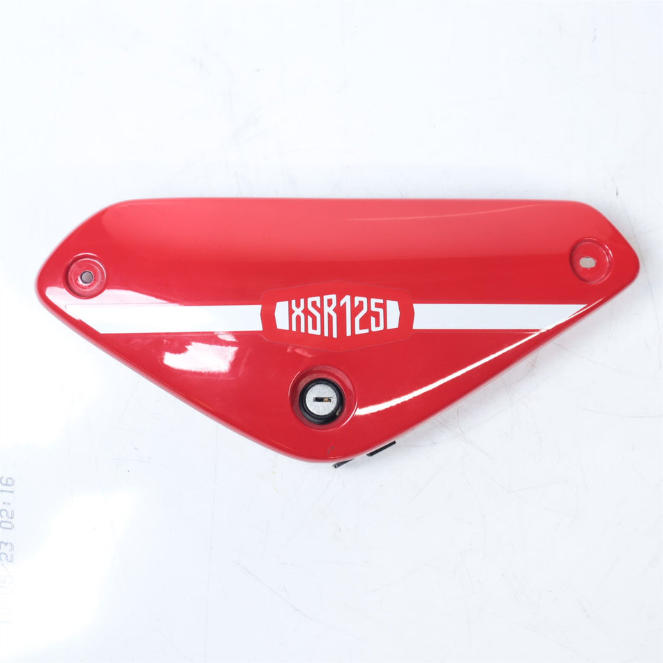 YAMAHA XSR125 Left Side Cover (Red) - BFG-F1711-00-P0