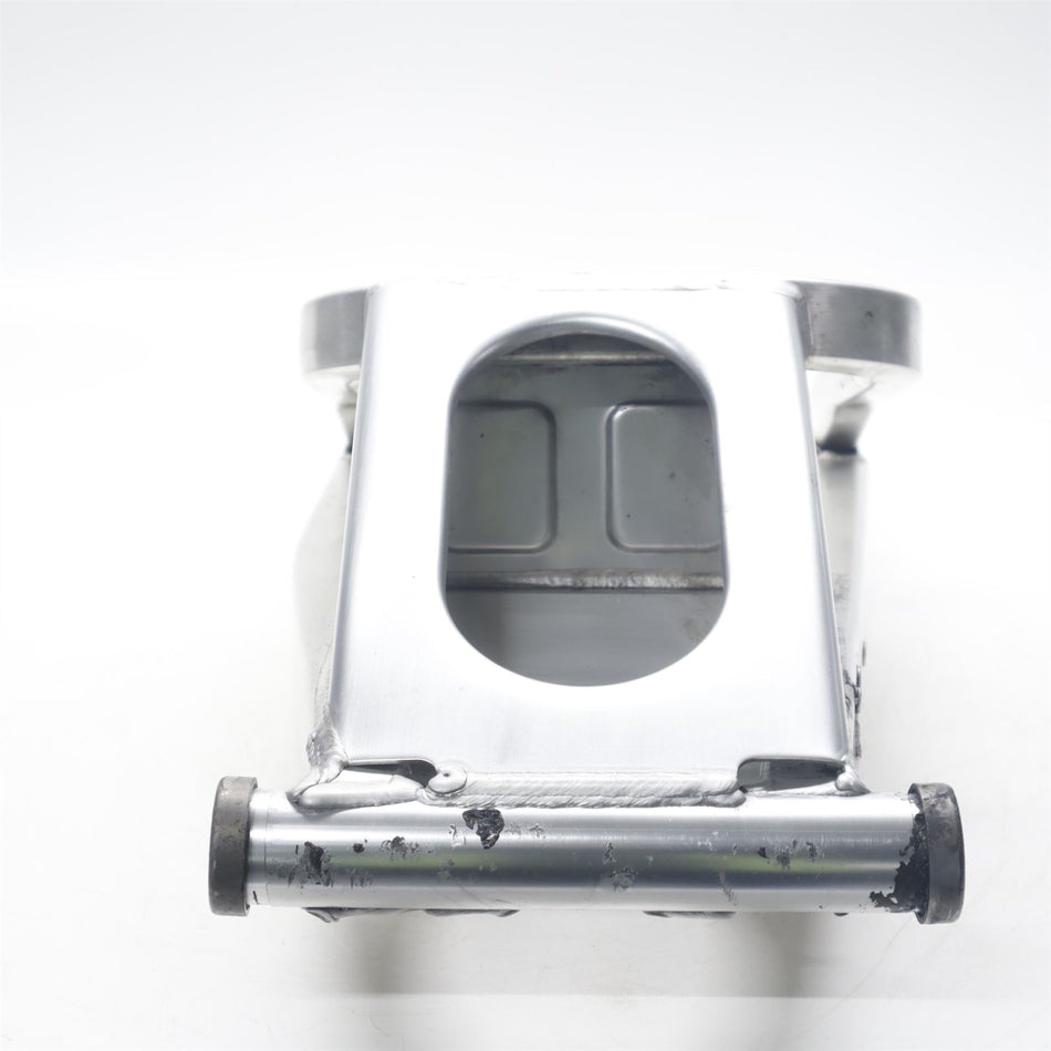 1998 YAMAHA YZF R1 Swing arm - 4XV-21110-00