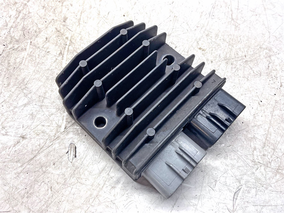 2010 Yamaha YZF R1 Rectifier Regulator - 1D78196000