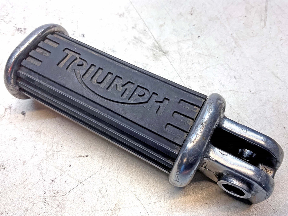 2016 Triumph Thruxton 900 EFI Rear Right Footrest / Peg - T2080709