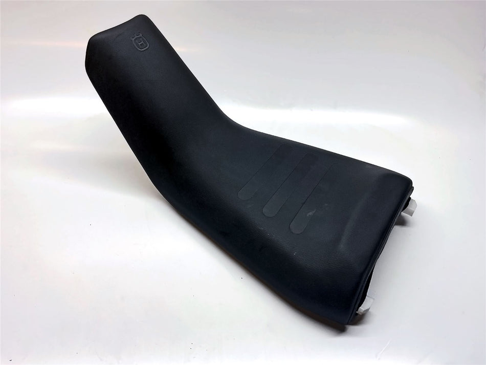 2024 Husqvarna SVARTPILEN 125 Rider Seat - 28107040000