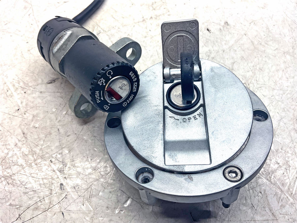 2025 Norton Commando 961 SP Lockset Ignition & Tank Cap