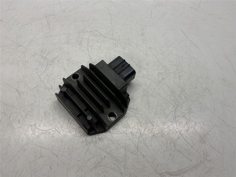 2018 YAMAHA MT-10 SP Regulator/ Rectifier - 2CR-81960-01