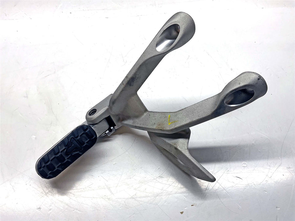 2022 Triumph Tiger 1200 GT Pro Left Rear Footrest Hanger - T2088615
