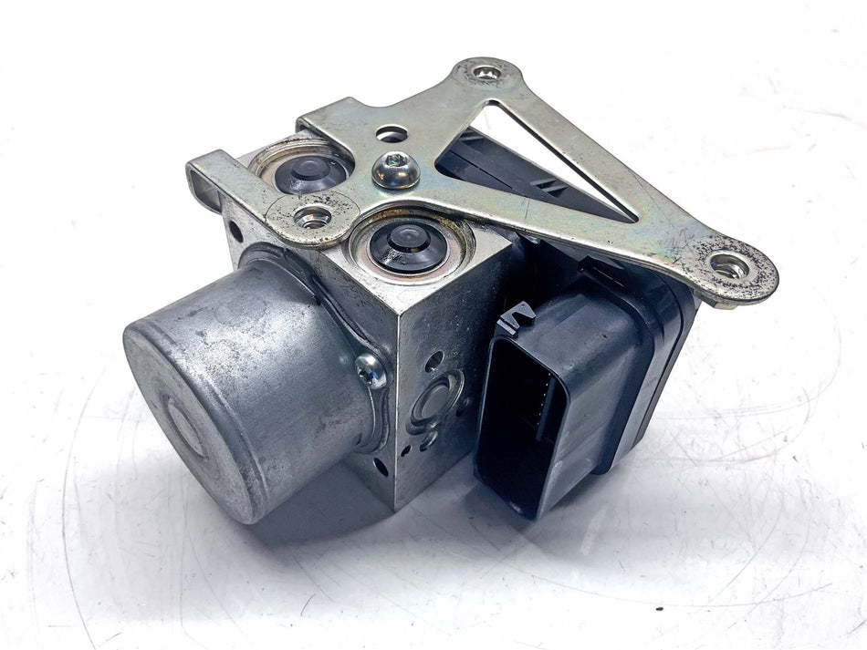 2014 Yamaha MT-09 ABS Pump - 2DR8593009