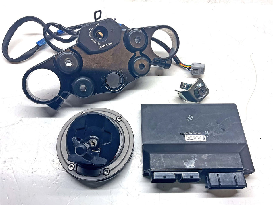 2021 Suzuki GSX1300R Hayabusa Lockset & ECU - 3291010L00000
