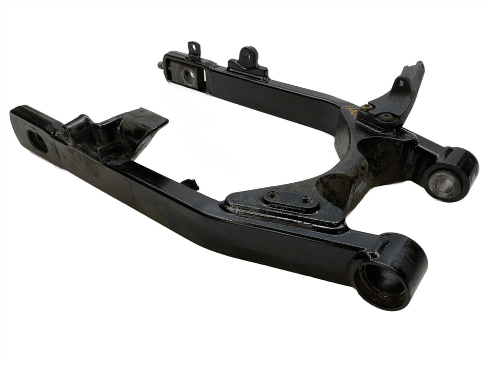 2015 Harley-Davidson Street Bob Rear Swingarm 4760009
