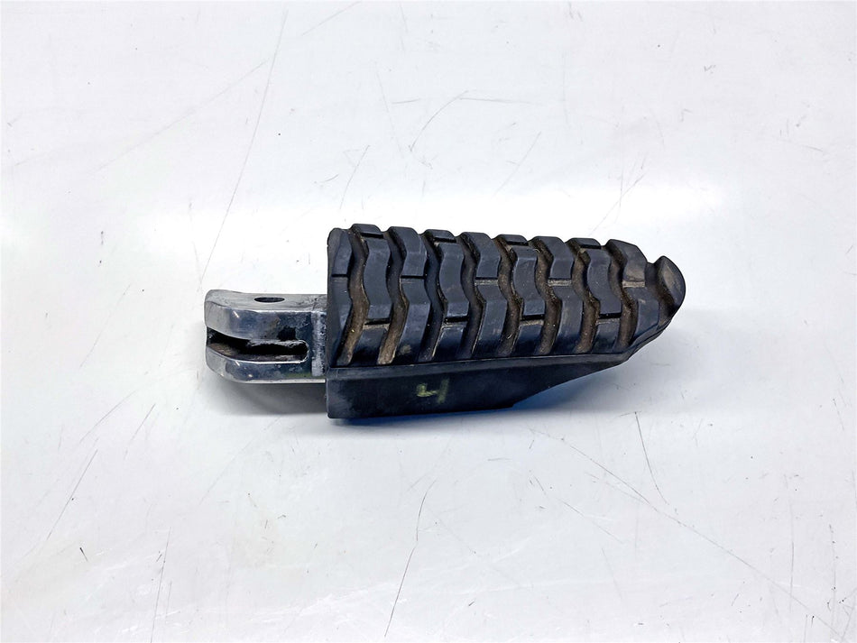 2019 Triumph Tiger 800 XRT Right Rear Footrest - T2084401