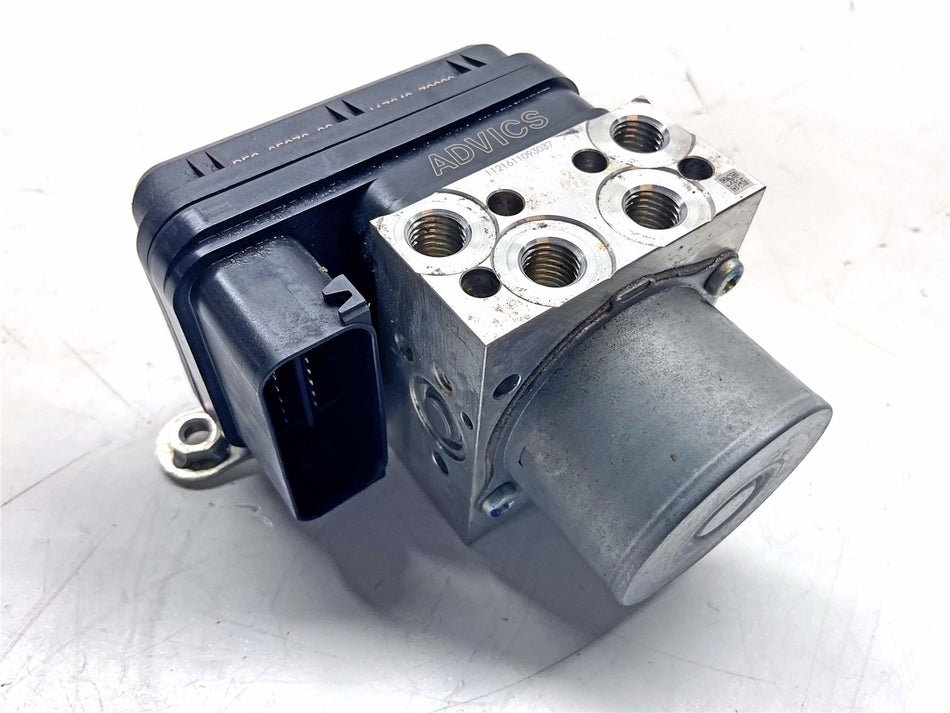 2017 Yamaha Tracer 9 ABS Pump - 2SC859300900