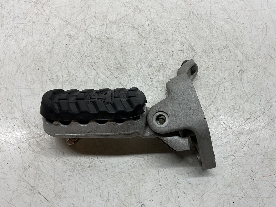 2024 Triumph Tiger 1200 GT Pro Left Front Footrest Hanger - T2083311