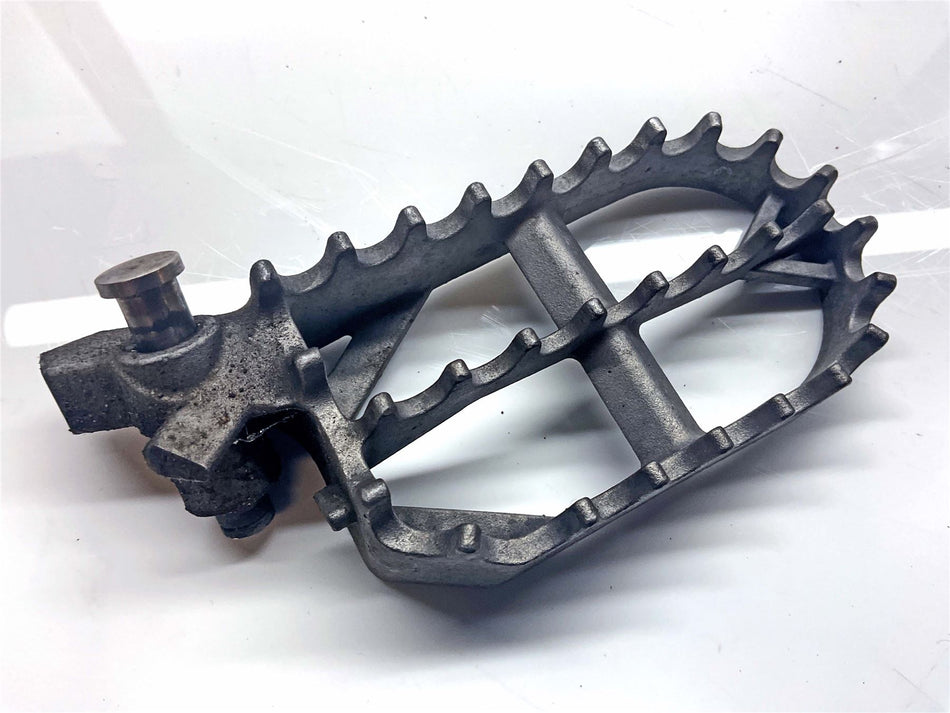 2022 BMW R1250GS Adventure Front Right Footrest / Peg - 46718529844