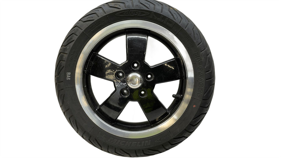 2018 Vespa GTS Super Wheel Front 1B000609