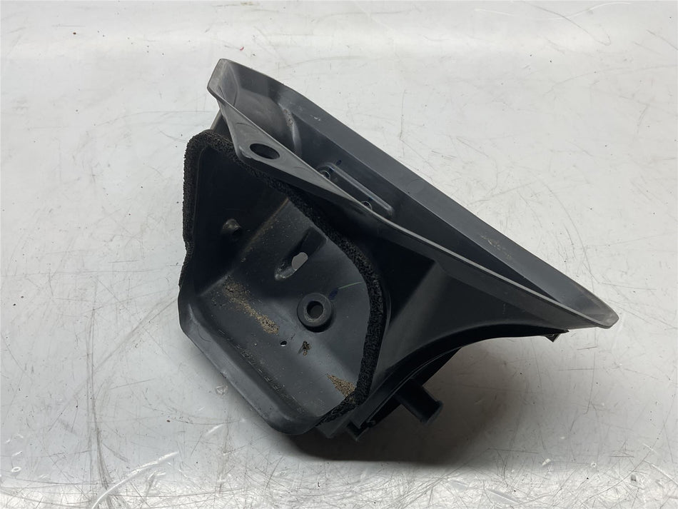 2018 Yamaha MT-10 Duct #4 - B672838U0100