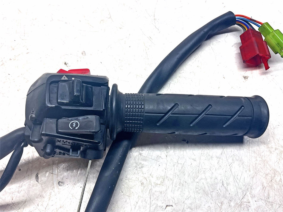 2006 Honda VFR800 Right Switch Gear - 35130MCWD62