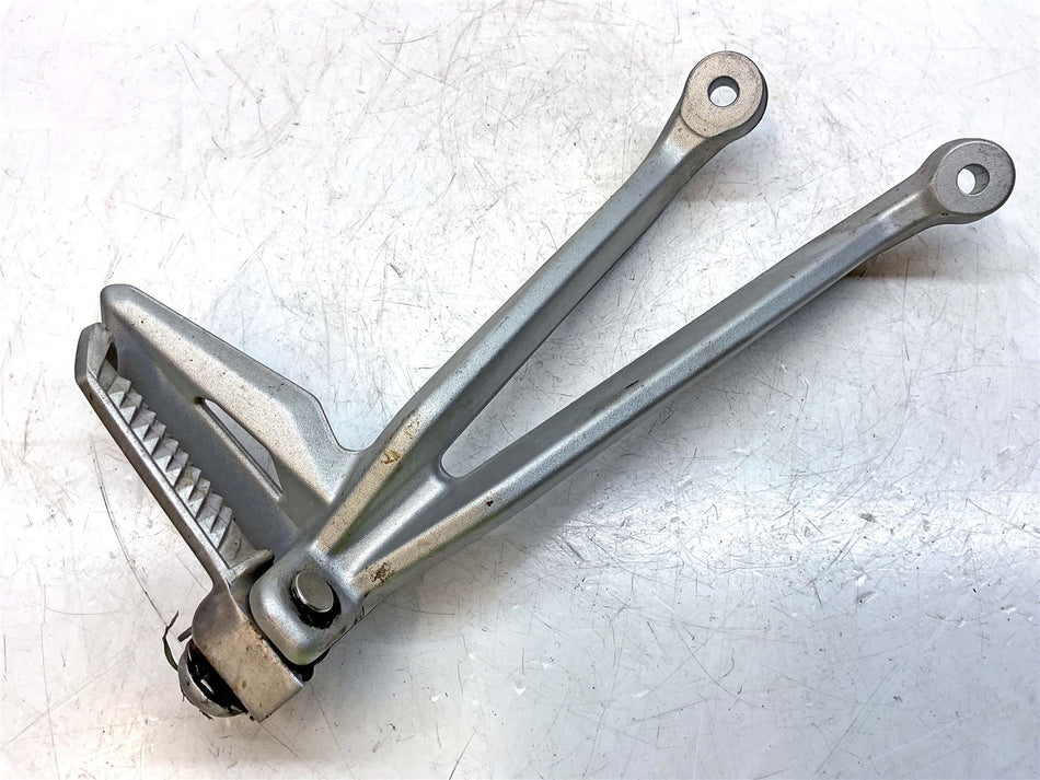 2018 Triumph Street Triple 765 R Rear Right Footrest & Hanger - T2081986