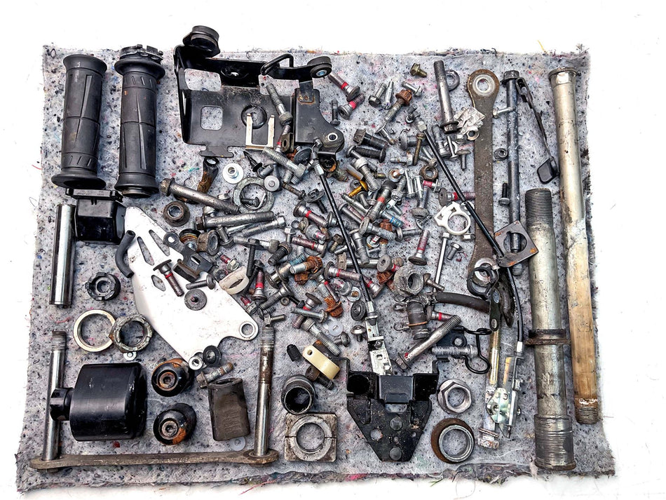 2019 Kawasaki Ninja ZX6R ZX636 Assorted Nuts, Bolts & Fixings