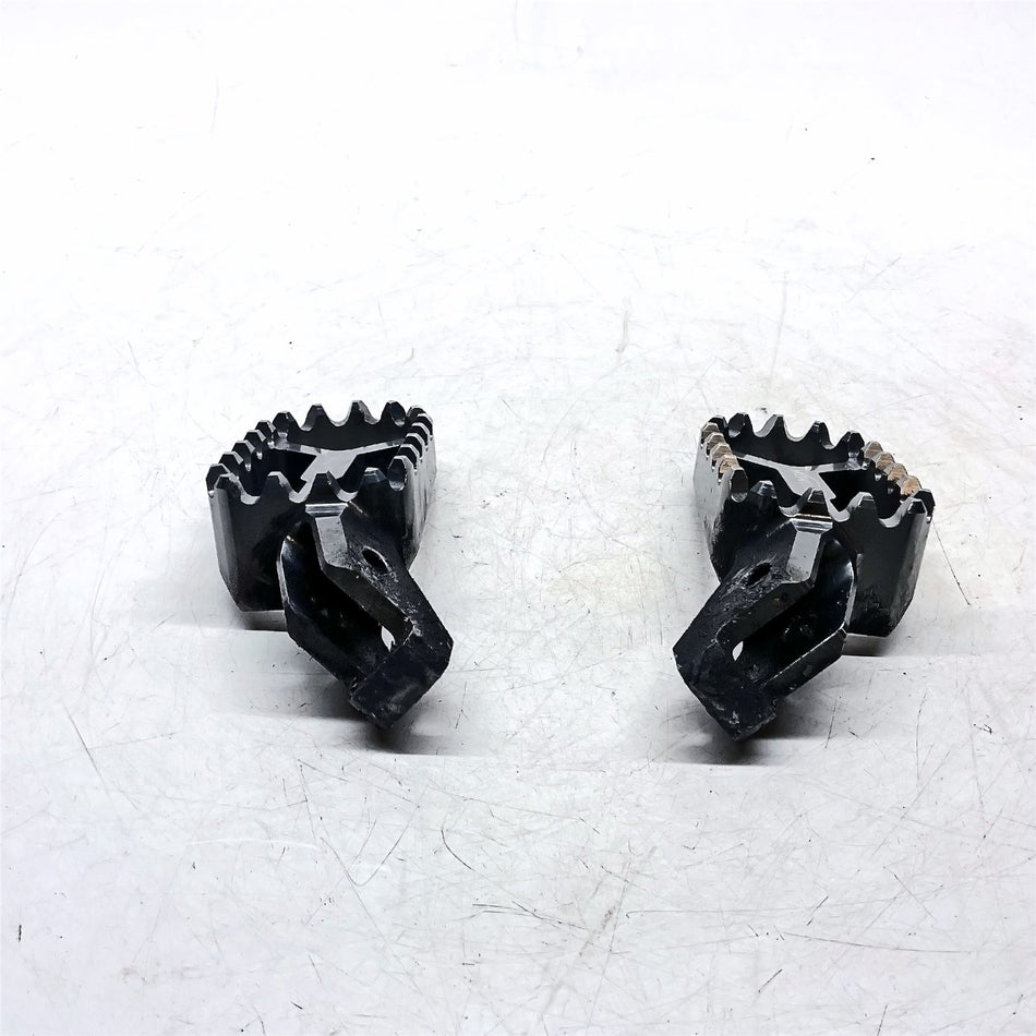 2017 Triumph Tiger Explorer XCA ABS Footrests  - 175205497470