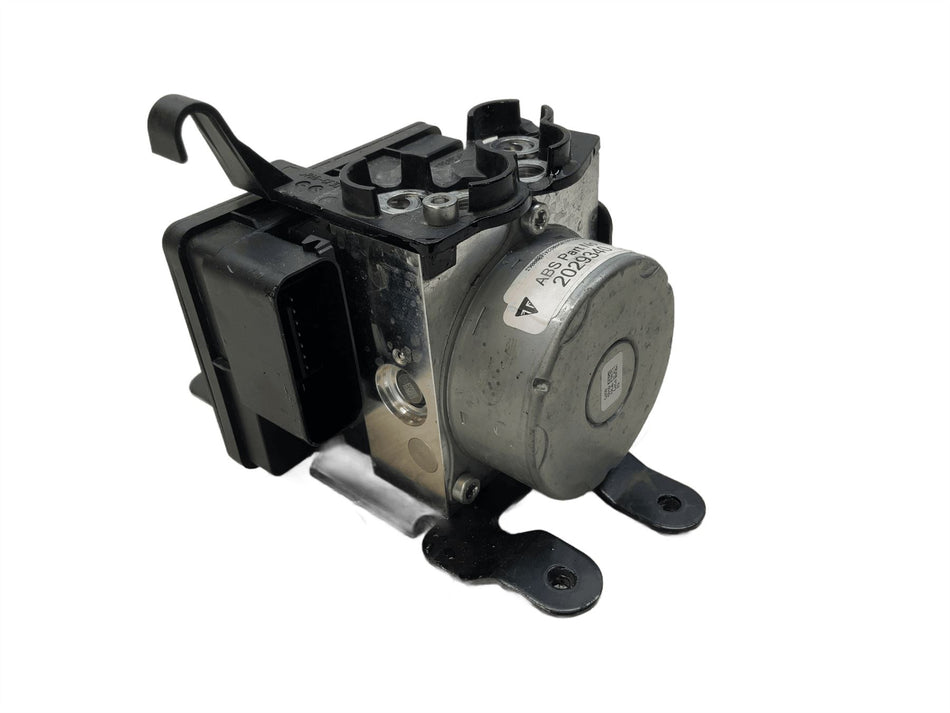 2025 Triumph Street Triple 765 RS ABS Pump 2029340