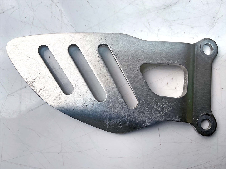 2007 Suzuki GSX-R750 Right Heel Guard - 43571-01H01
