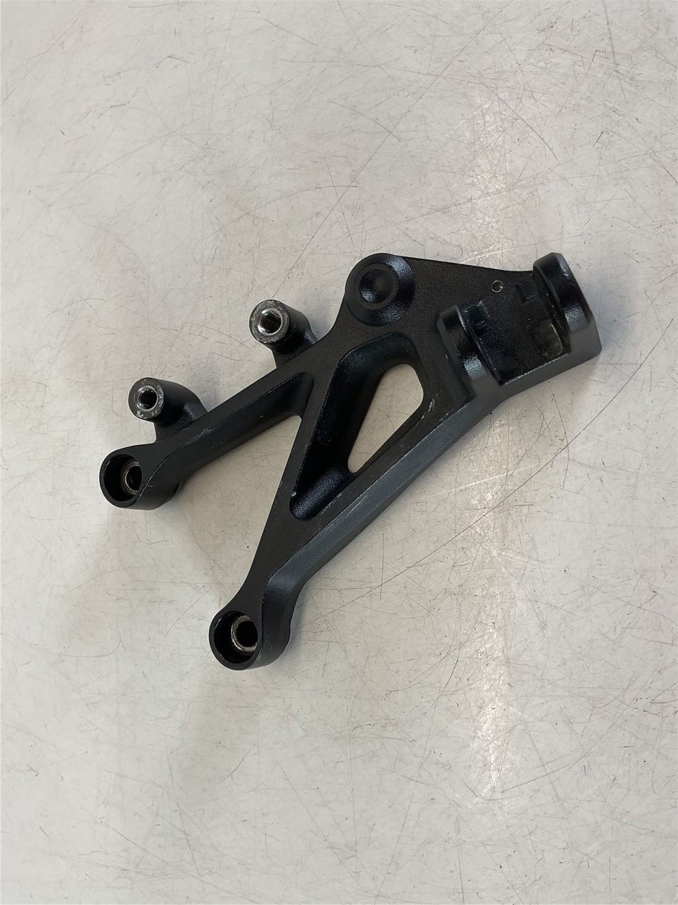 2023 TRIUMPH STREET TRIPLE 765 RS Left Front Footrest Hanger - T2088025