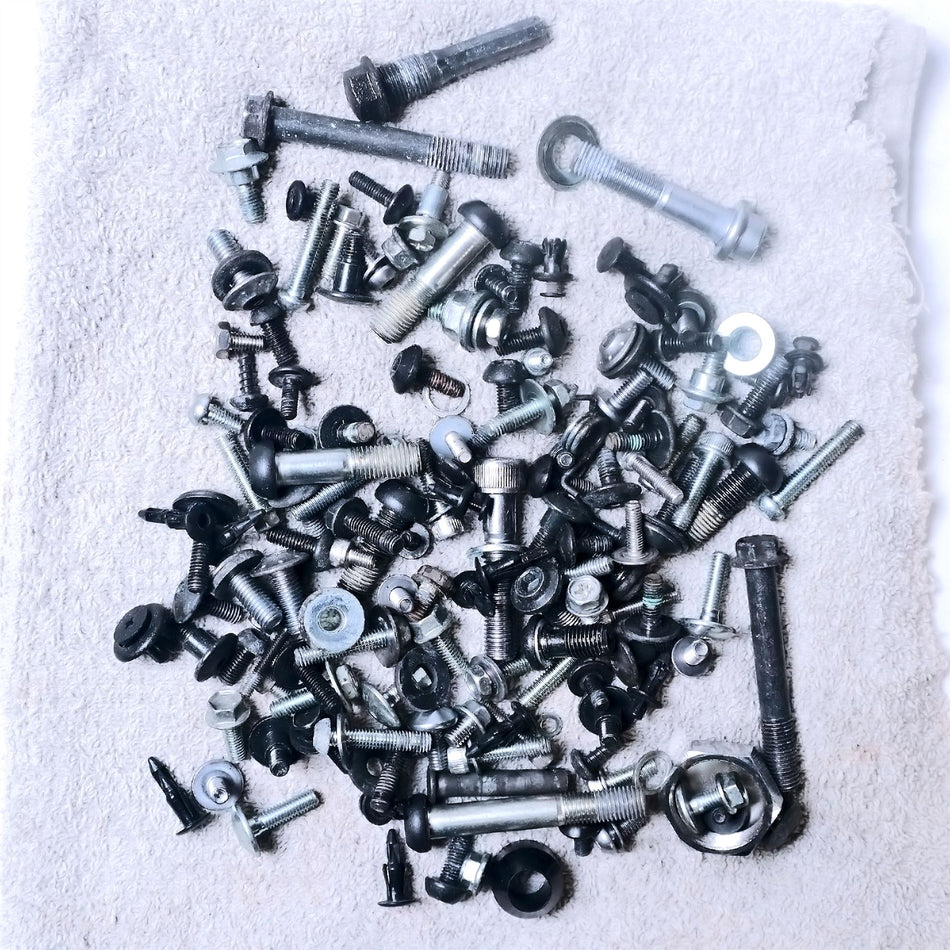 2022 Yamaha MT-09 SP Assorted Nuts, Bolts & Fixings - B59261