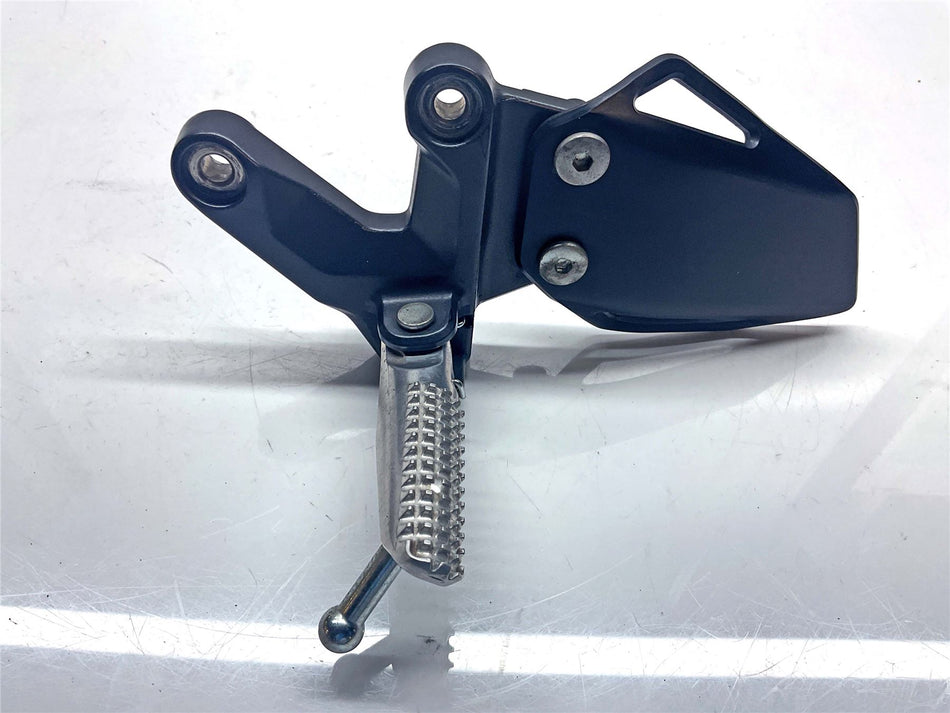 2025 Yamaha MT-09 SP Front Left Footrest & Hanger - BME274420000