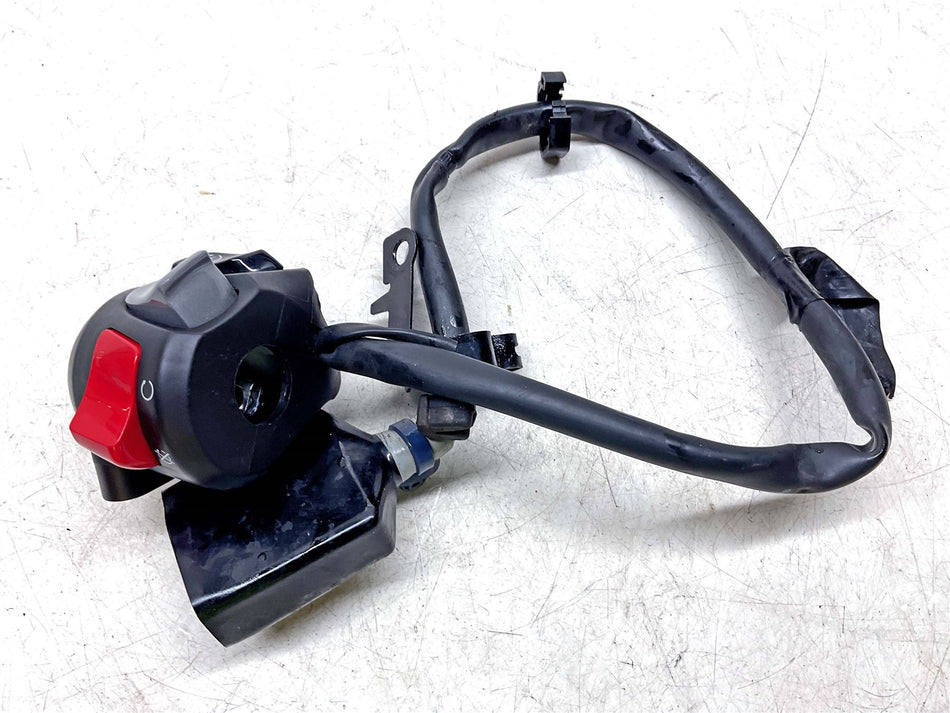 2023 Honda CB500F Switchgear Right - 35130MKPDP1